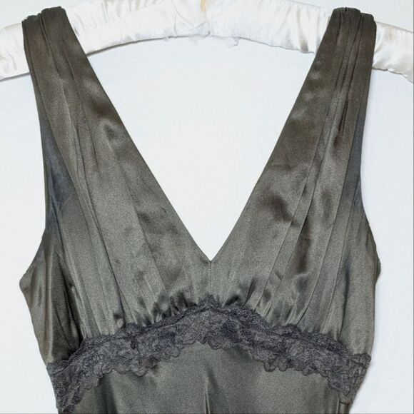 NWT Reformation Stasia Lace Trim Silk Maxi Dress in Pine Tree - Picture 7 of 15